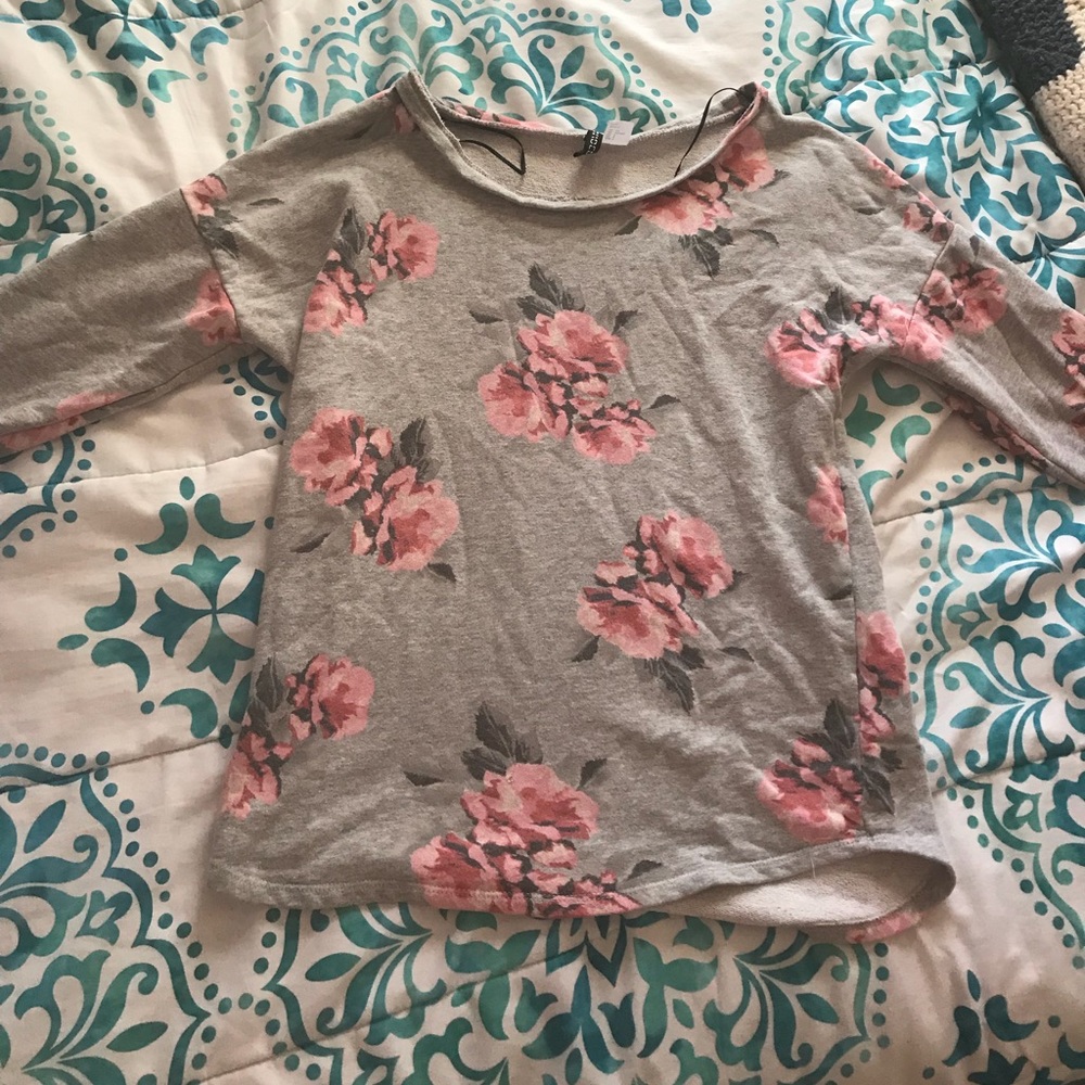 H&M floral sweater